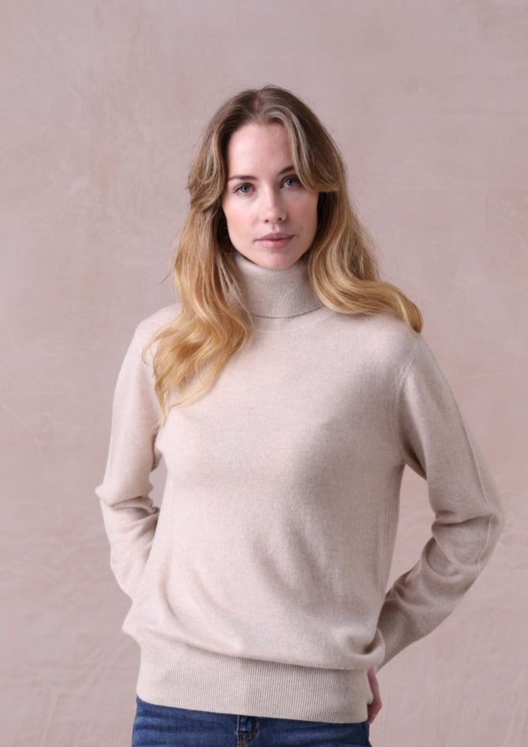 Sophie | Relaxed Polo Neck 100% cashmere sweater