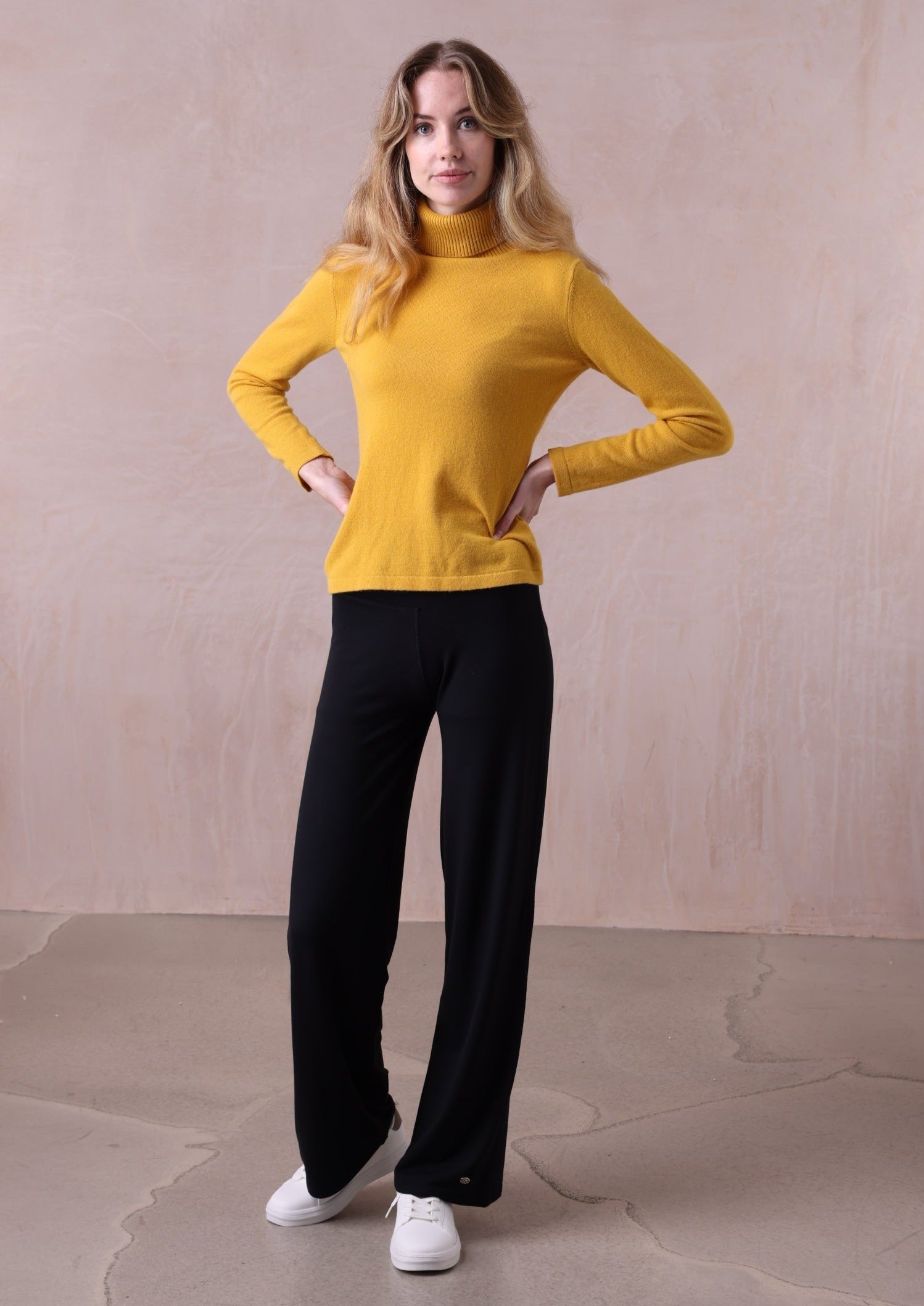 Sophia Classic Roll Neck | 100% cashmere roll neck | Belinda Robertson