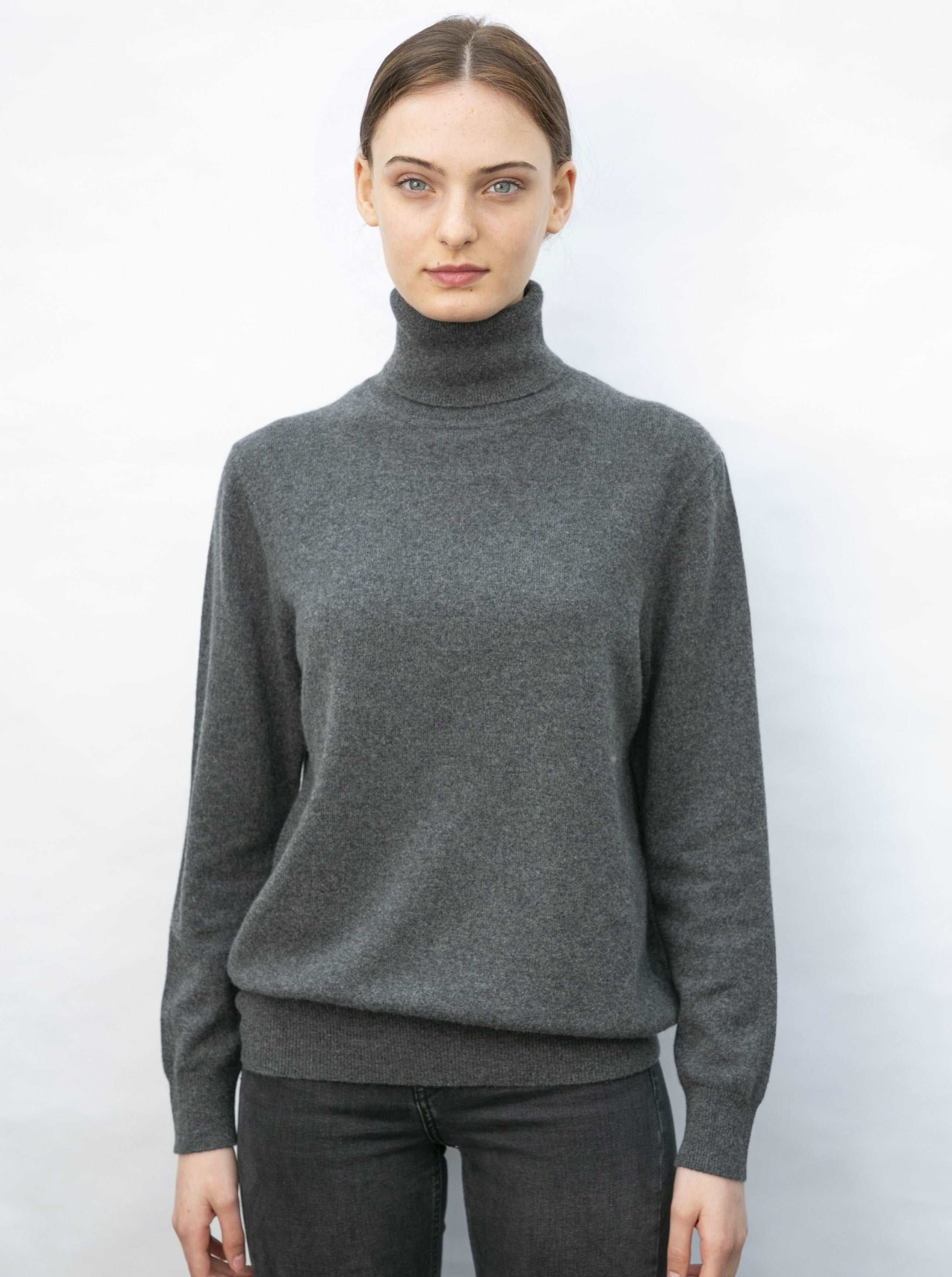 Sophie | Relaxed Polo Neck 100% cashmere sweater